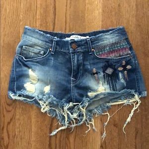 Zara Trafaluc Embroidered Jean Shorts 6 Never Worn